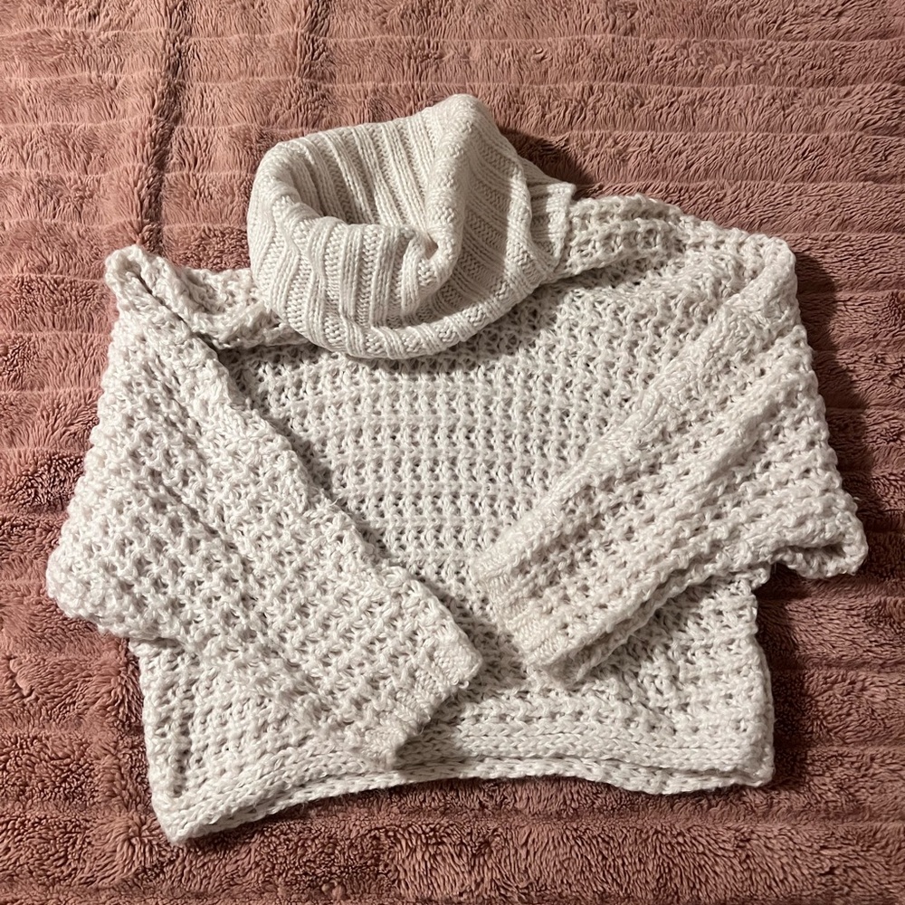 Express Cozy White Cowlneck Sweater - XS Petite